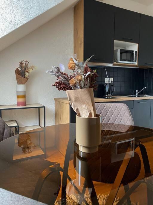 Cozy And Warm Apartment In The Heart Of Karlsbad Exterior foto
